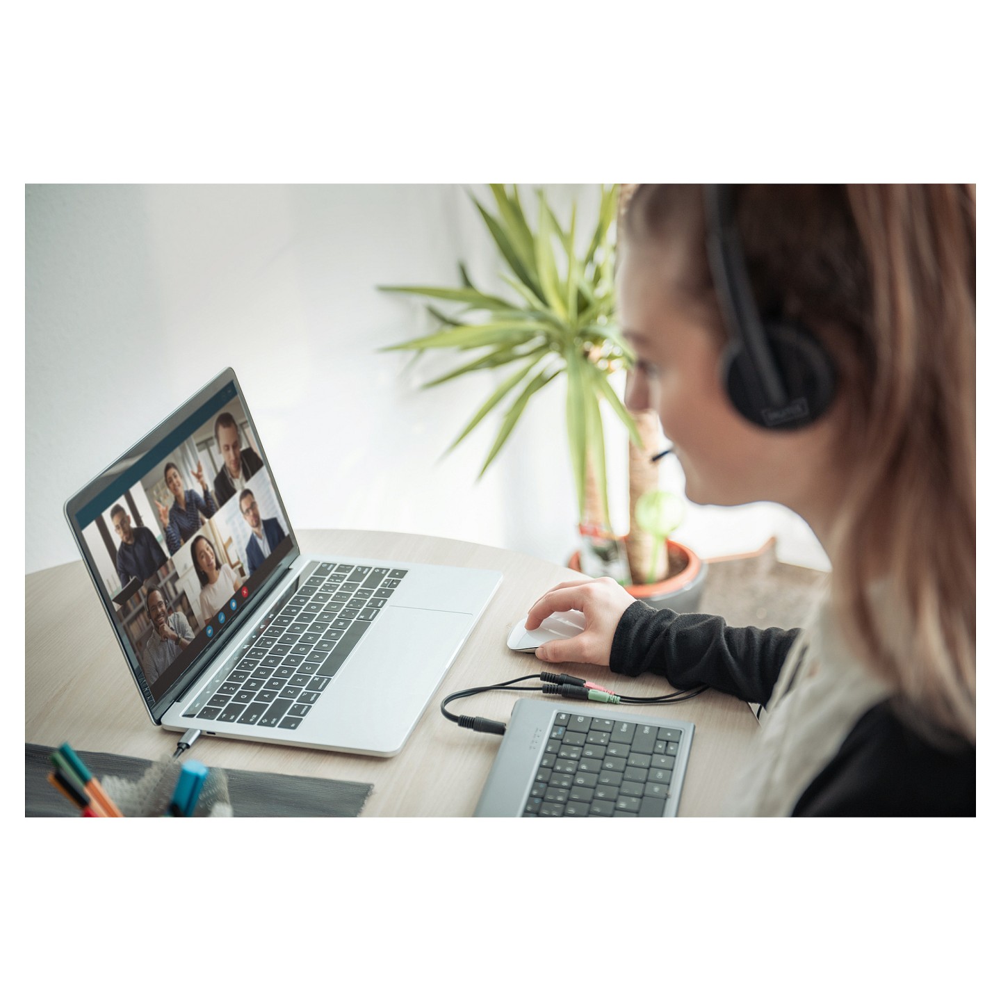 DIGITUS On Ear Office Headset mit Geräuschred. 3.5 mm Stereo — Buy in Cyprus with Fast Delivery