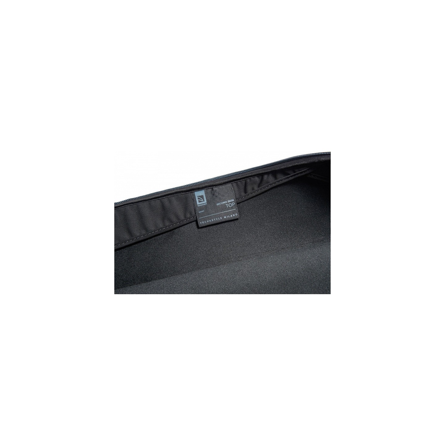 Tucano Top Second Skin 16''. Blau. BFTMB16-B — Buy in Cyprus with Fast Delivery