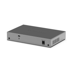 NETGEAR GS105PP - Switch - unmanaged - 1 x 10 100 1000 + 4 x 10 100 1000 (PoE+) - Desktop. wandmontierbar - PoE+ (83 W)