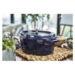 Staub La Cocotte 29cm oval dunkelblau. Gusseisen — Buy in Cyprus with Fast Delivery