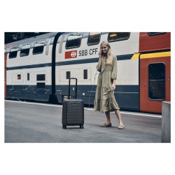 WENGER Syntry Carry-On Case with Laptop Compartment — Buy in Cyprus with Fast Delivery