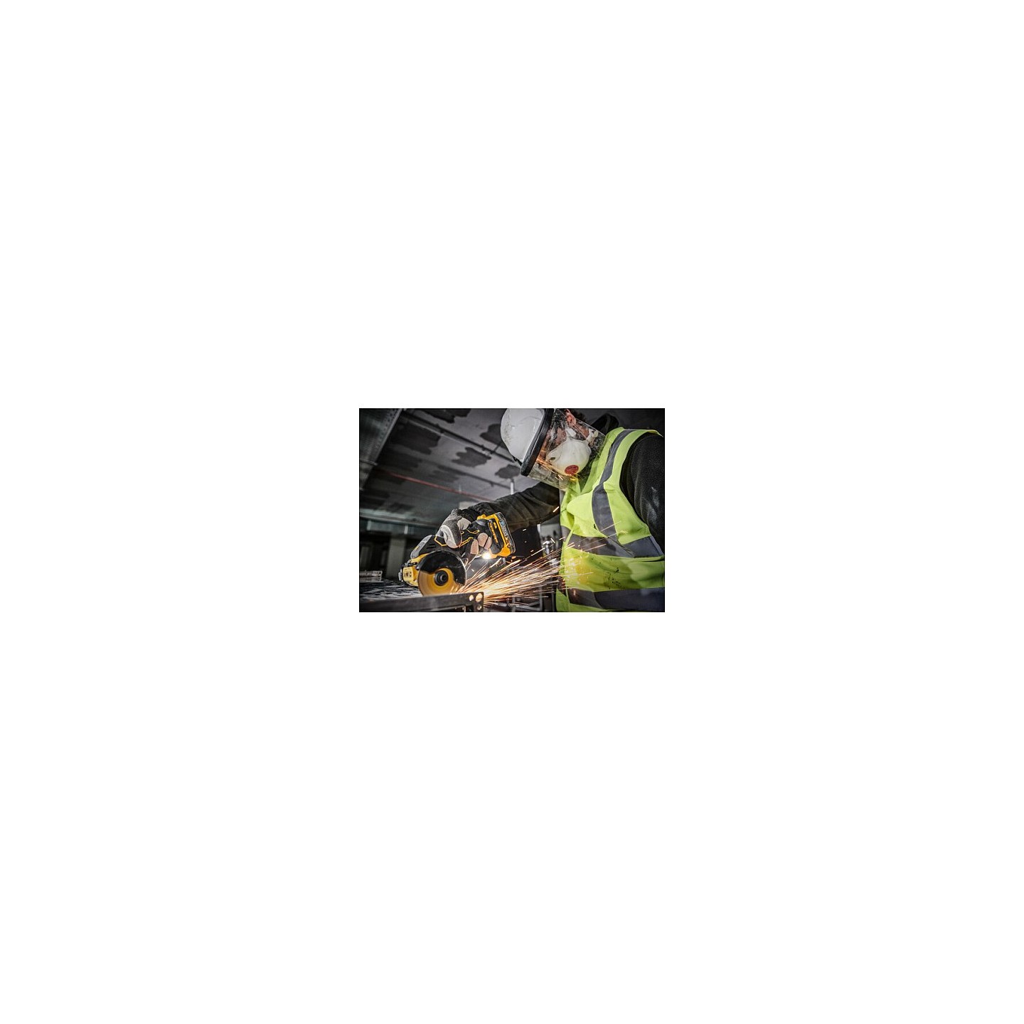 DEWALT Akku-Multimaterialschneider 76mm. 18V — Buy in Cyprus with Fast Delivery