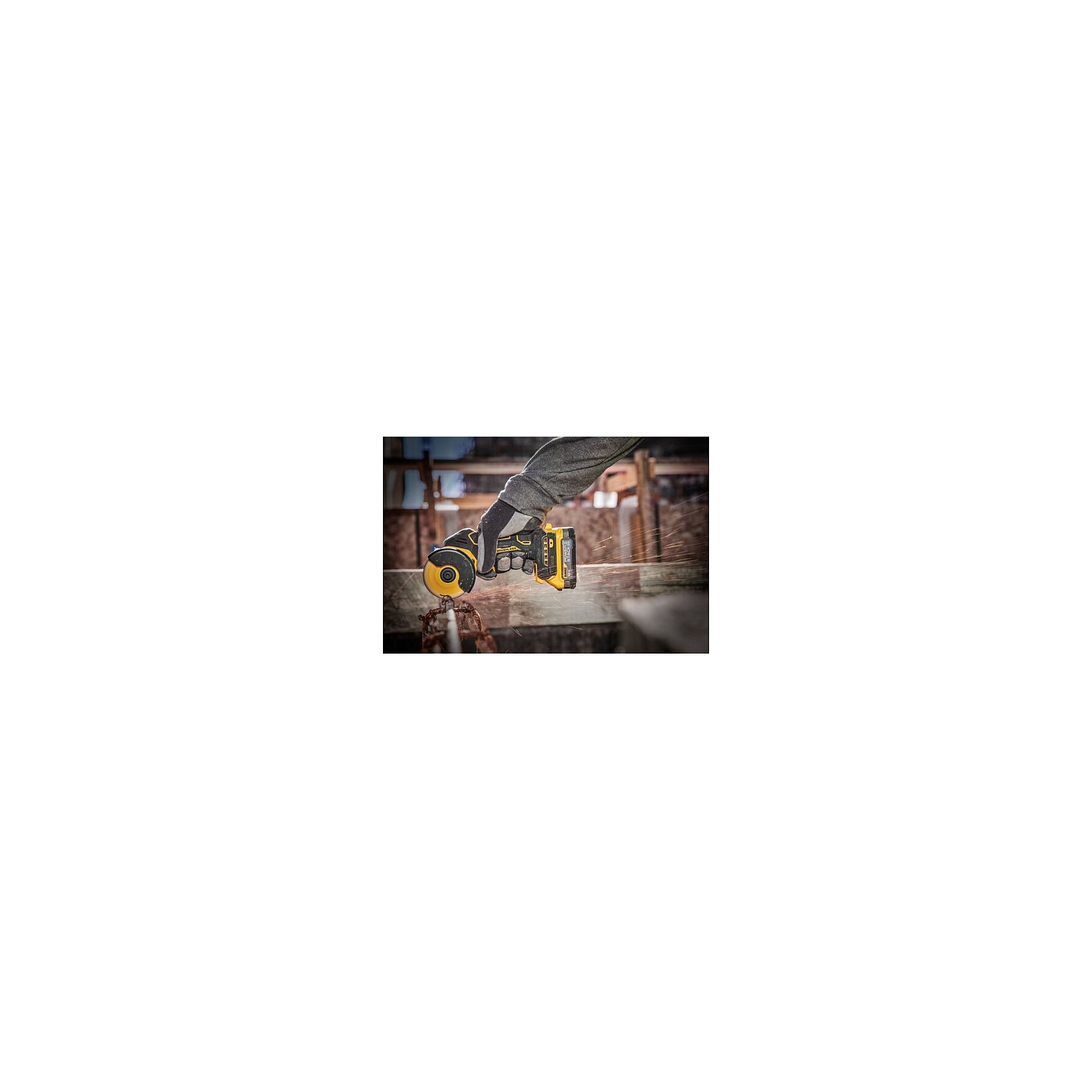 DEWALT Akku-Multimaterialschneider 76mm. 18V — Buy in Cyprus with Fast Delivery
