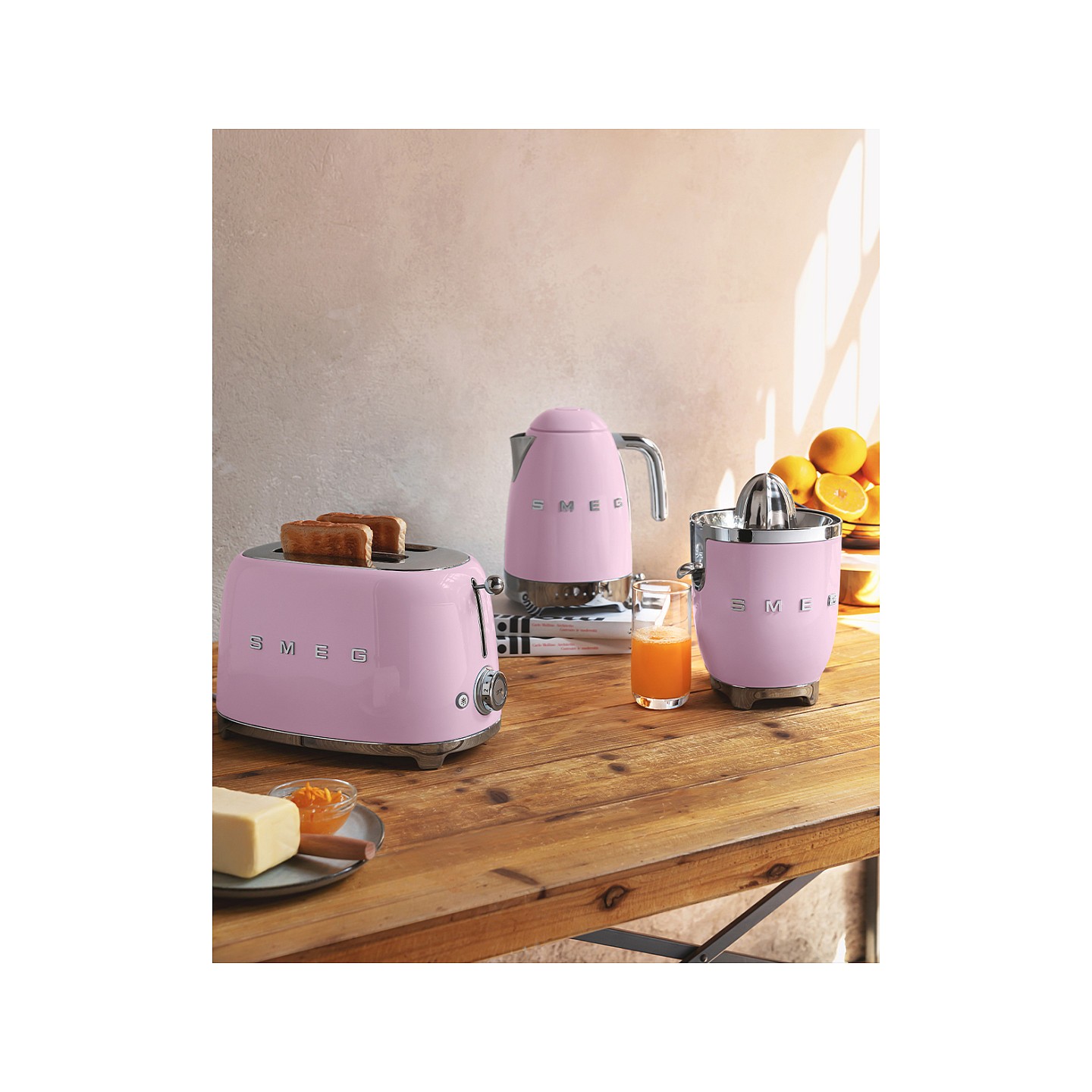 SMEG TSF01PKEU Toaster 2 Scheiben Cadillac pink — Buy in Cyprus with Fast Delivery