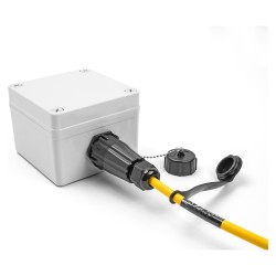 Delock LWL Einbaubuchse LC Duplex zu LC Duplex mit Verschlusskappe Singlemode IP68 staub- und wasserdicht