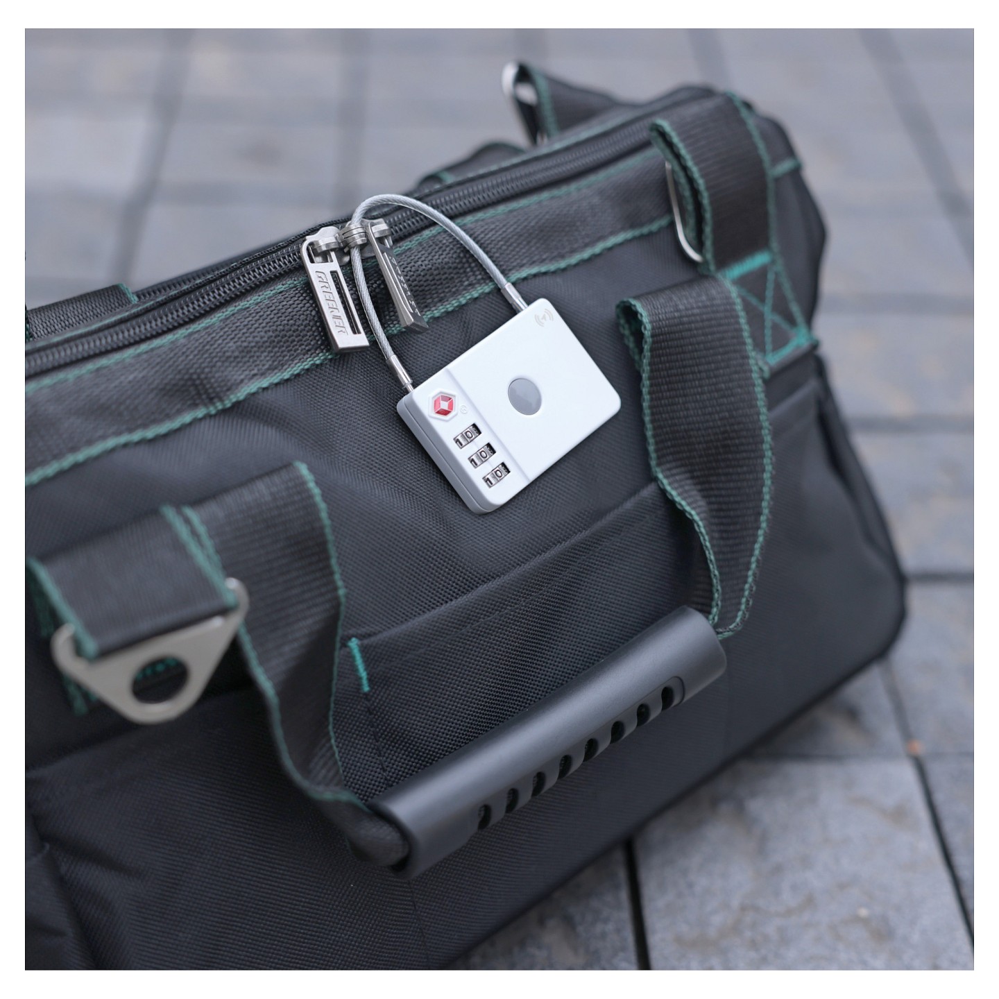 ultron MiLock Gepäckschloss mit apple zert.Tag weiss — Buy in Cyprus with Fast Delivery