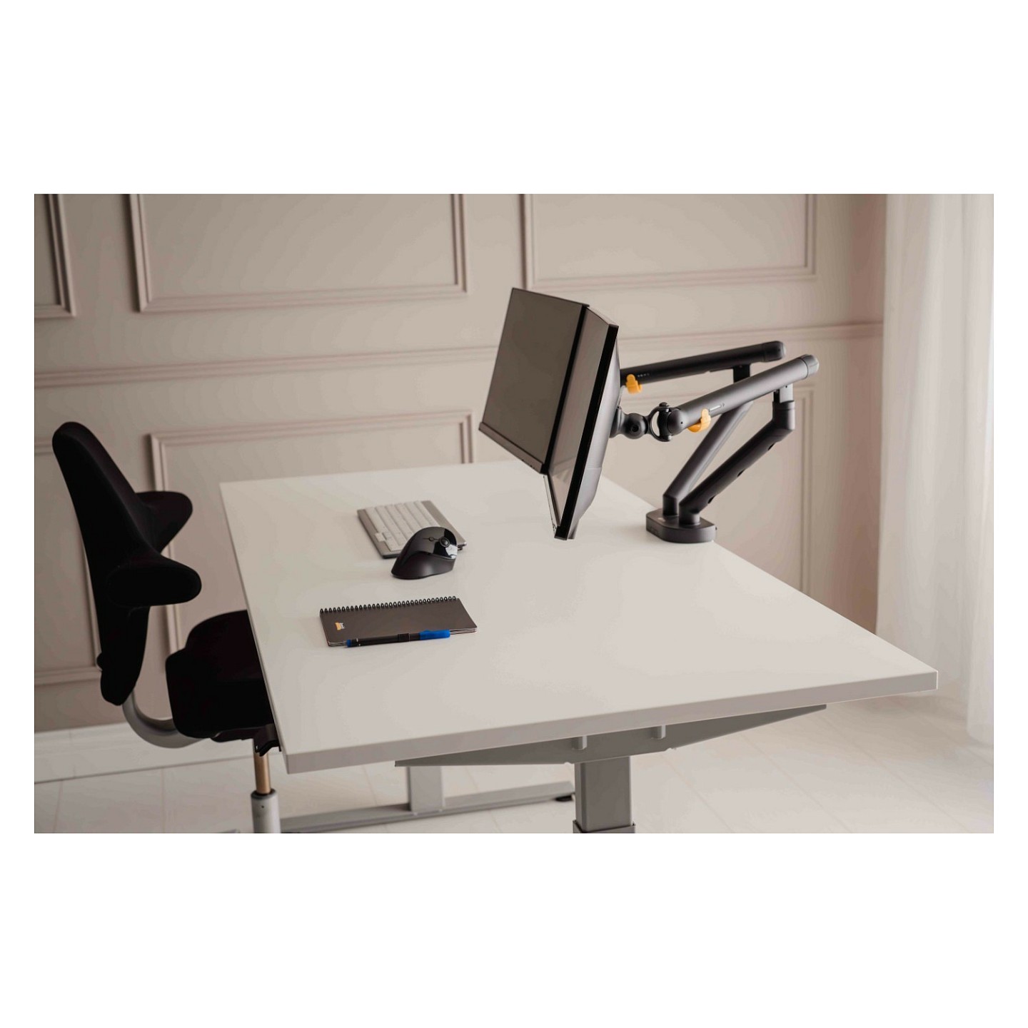 BNEBFDDG BAKKER BE Flexible Monitorarm — Buy in Cyprus with Fast Delivery