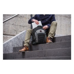 WENGER Synergy Notebook Rucksack fuer 35.8 bis 39.6cm 14.1 bis 15.6Zoll Tablet. Laptop schwarz grau