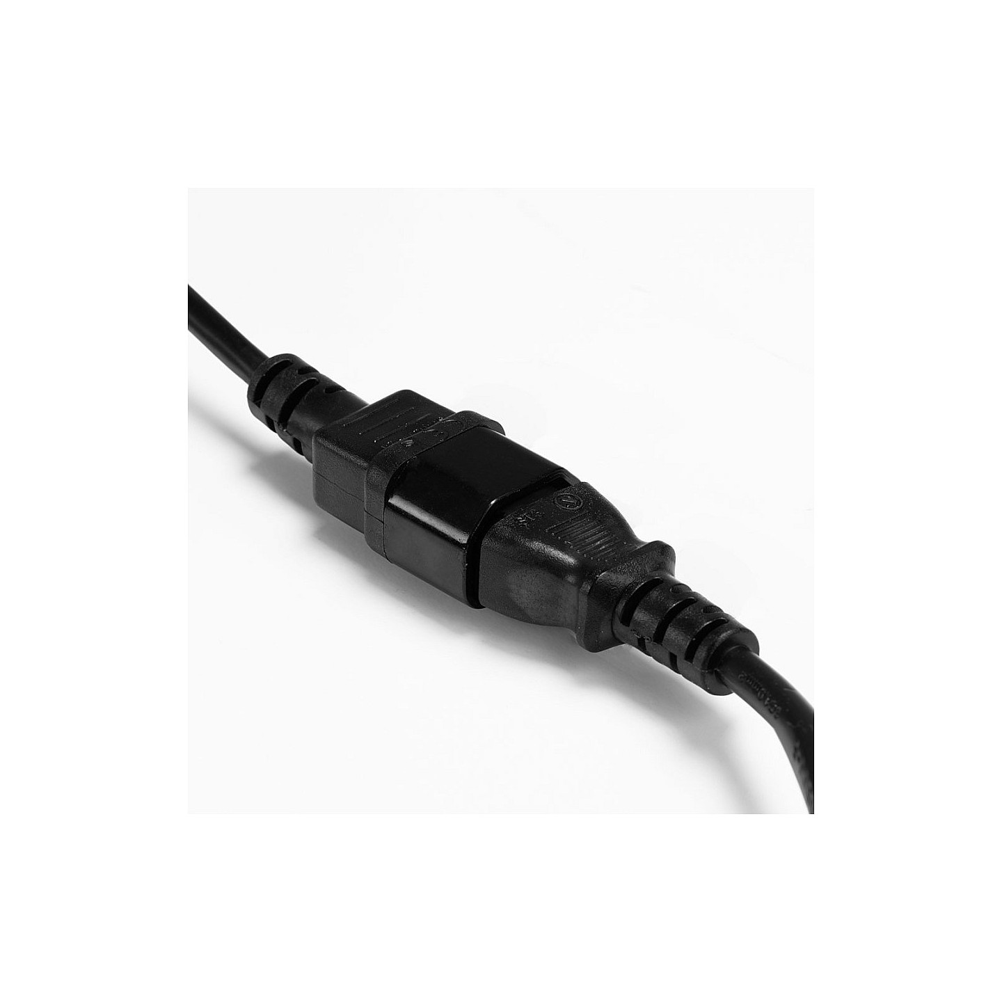LINDY 0.5m IEC C14 an IEC C13 Netzkabel — Buy in Cyprus with Fast Delivery