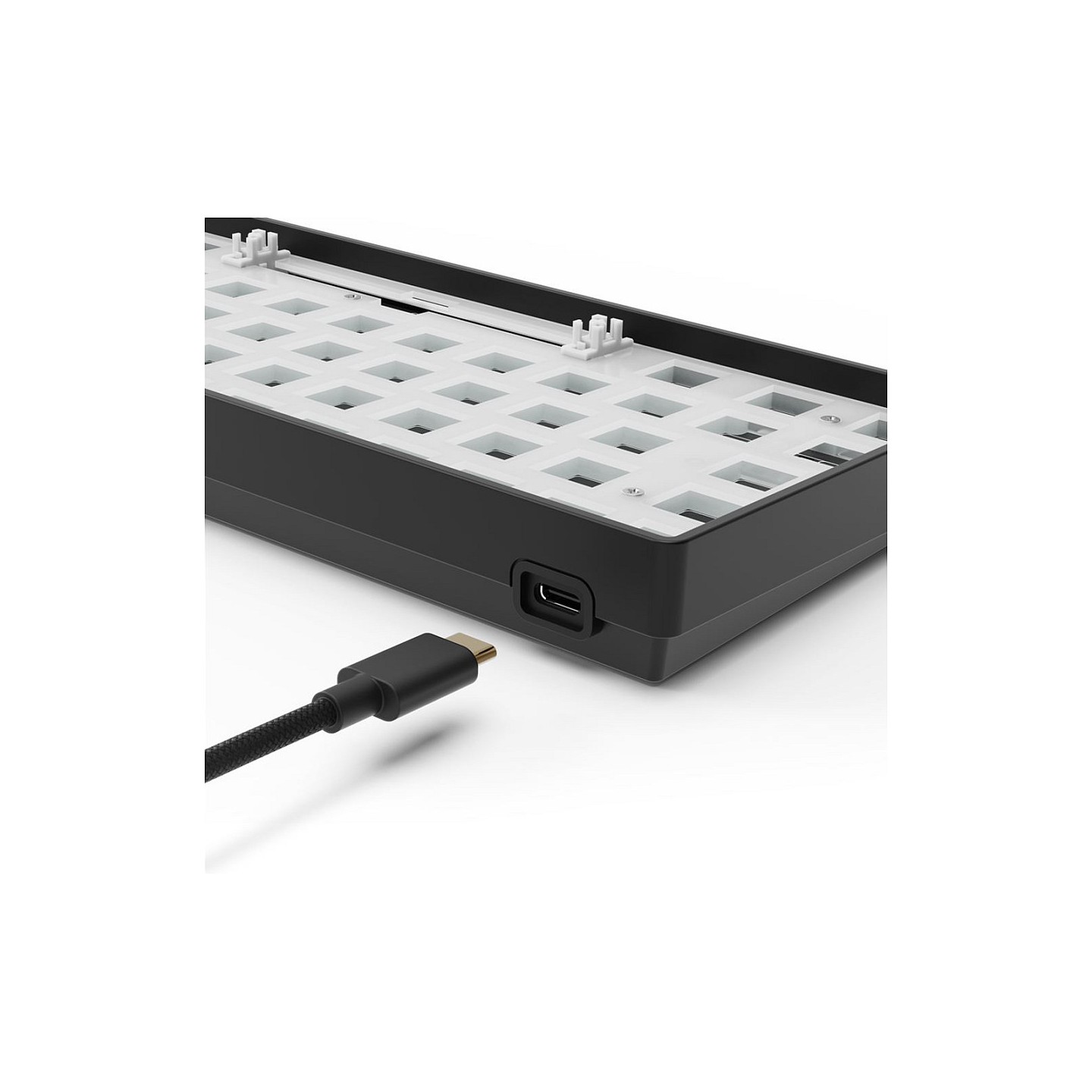 Sharkoon Gaming Tastatur Skiller SGK50S4 Gen2 barebone schwa — Buy in Cyprus with Fast Delivery
