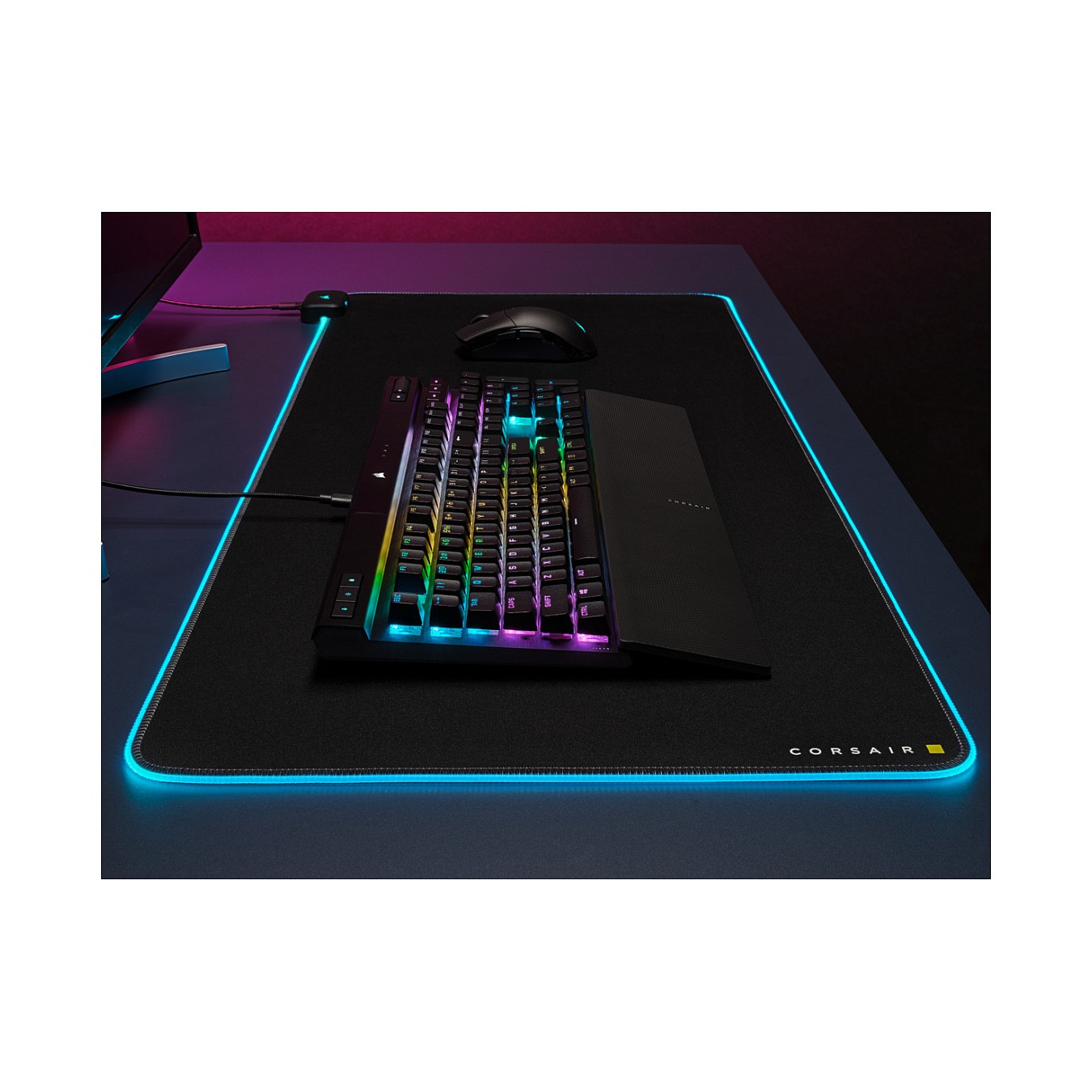 Buy Corsair K70 RGB PRO - Kabelgebunden - USB - Optomechanischer Schlüsselschalter - AZERTY - RGB-LED - Schwarz FR in Cyprus, Ni