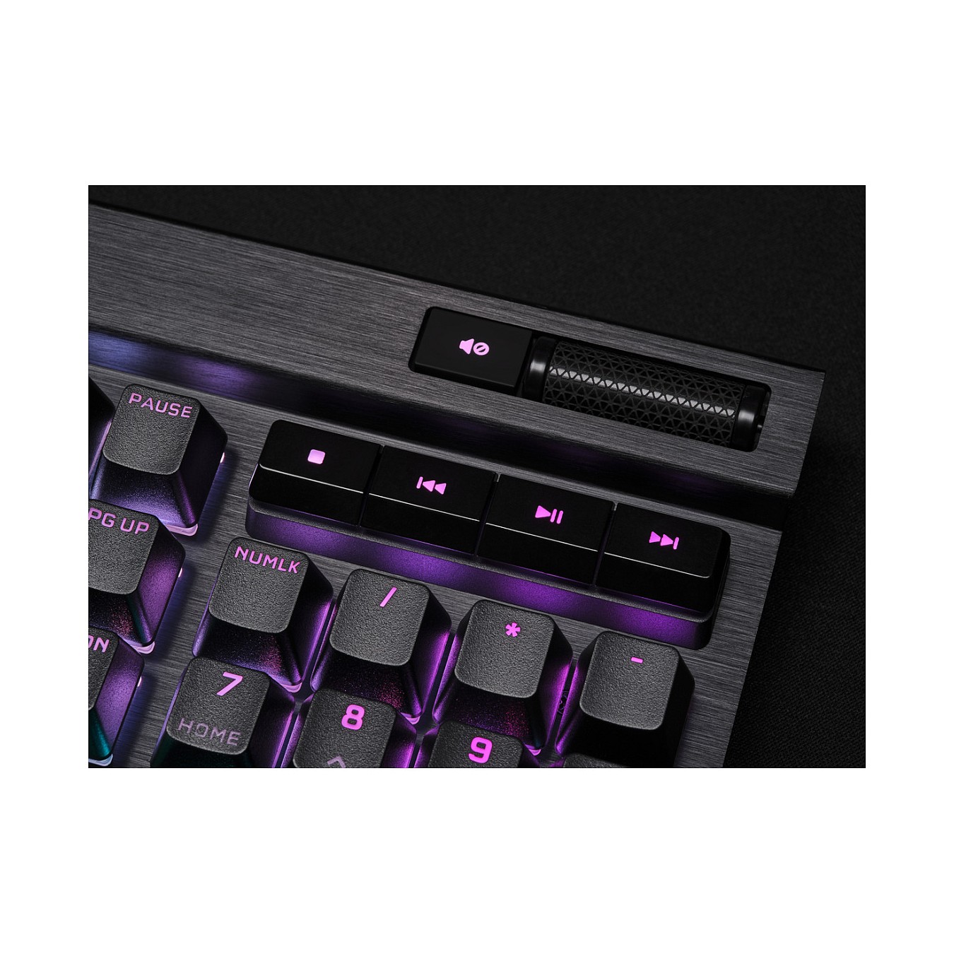 Buy Corsair K70 RGB PRO - Kabelgebunden - USB - Optomechanischer Schlüsselschalter - AZERTY - RGB-LED - Schwarz FR in Cyprus, Ni