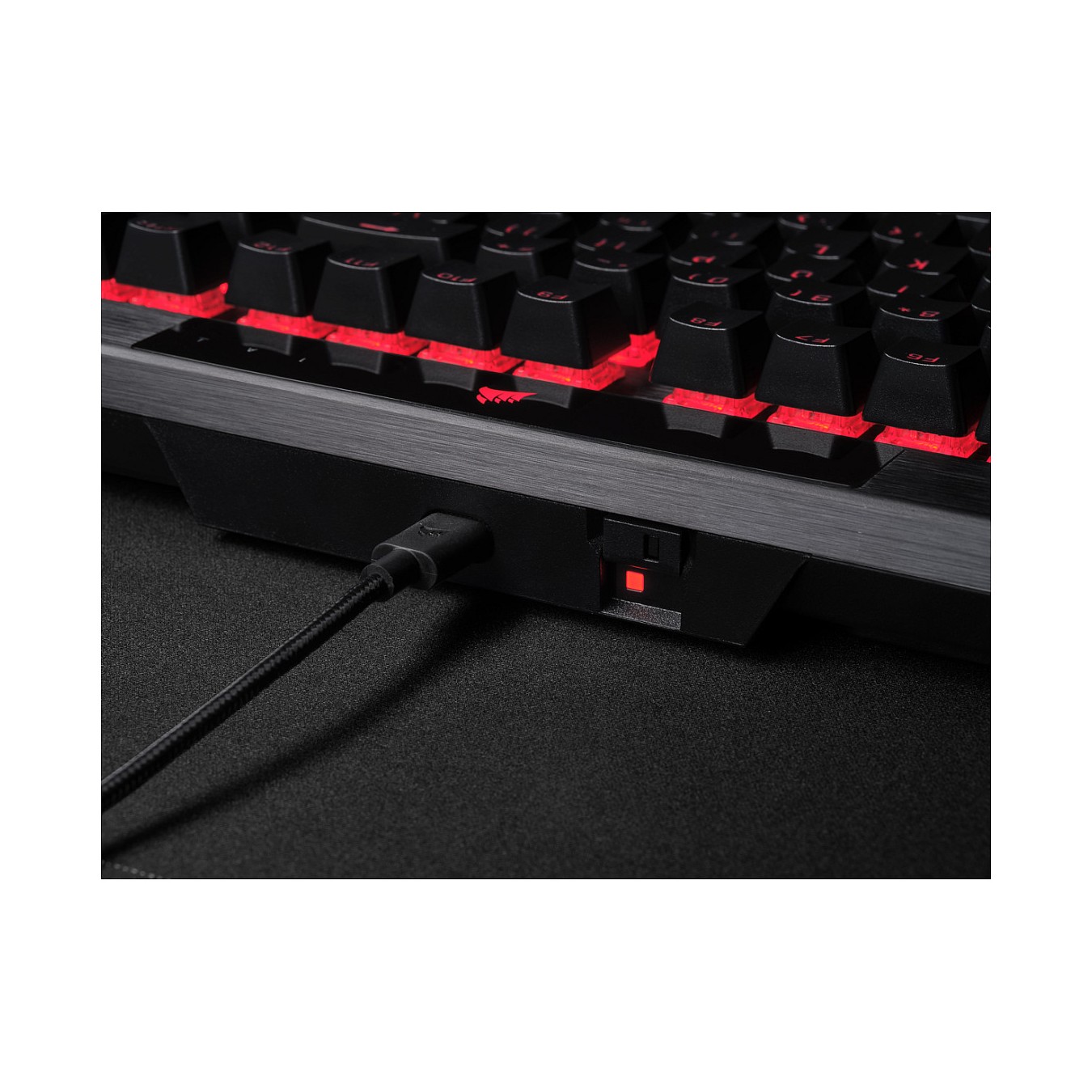 Buy Corsair K70 RGB PRO - Kabelgebunden - USB - Optomechanischer Schlüsselschalter - AZERTY - RGB-LED - Schwarz FR in Cyprus, Ni