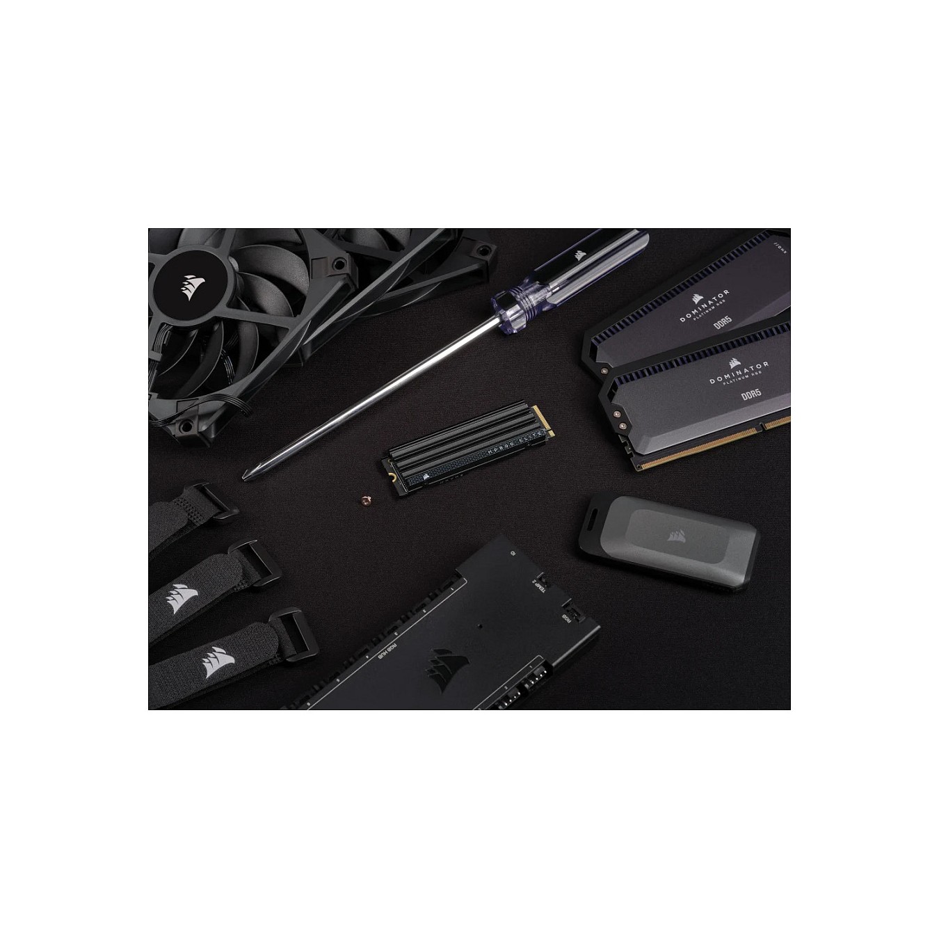 Buy M.2 1TB Corsair MP600 ELITE NVMe 3D TLC NAND M.2 2280 PCIe Gen4 m. Kühlkörper in Cyprus, Nicosia, Limassol, Larnaka, Pafos