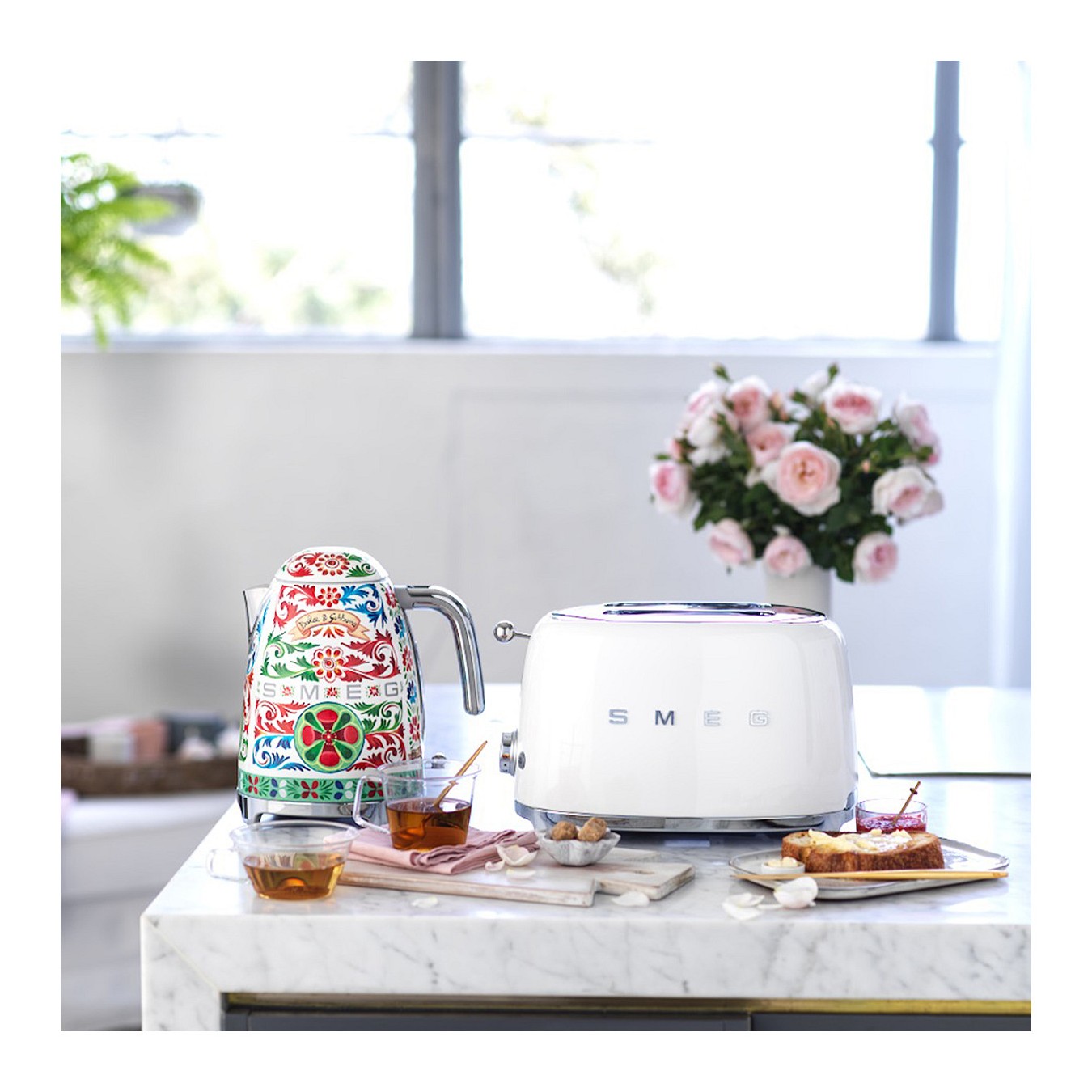 Buy SMEG TSF01WHEU 2 Scheiben Toaster weiß in Cyprus, Nicosia, Limassol, Larnaka, Pafos