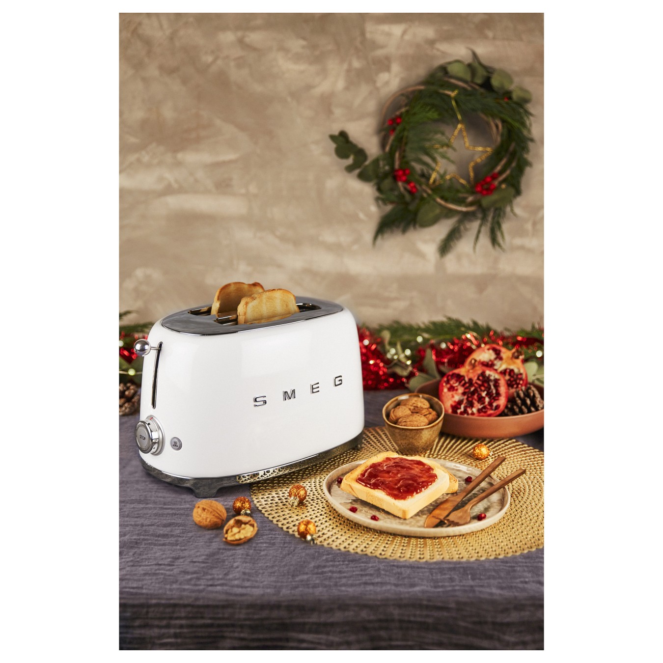 Buy SMEG TSF01WHEU 2 Scheiben Toaster weiß in Cyprus, Nicosia, Limassol, Larnaka, Pafos