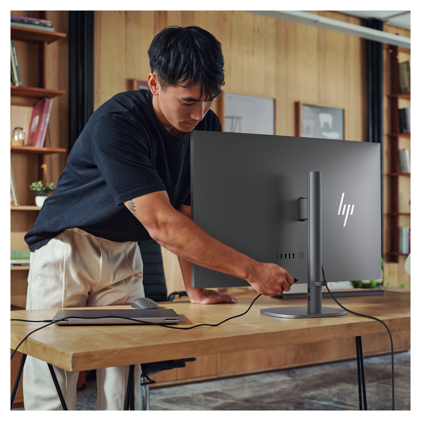 Buy AIO HP OmniStudio X All-in-One PC 32-c1173ng CU7 256V 16GB 1TBSSD W11 Home in Cyprus, Nicosia, Limassol, Larnaka, Pafos
