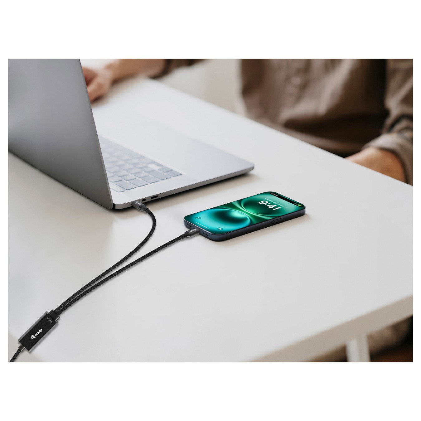 Buy Equip Kabel USB-C4.0- to C Y-Kabel PD140W St St 1.50m schwarz in Cyprus, Nicosia, Limassol, Larnaka, Pafos