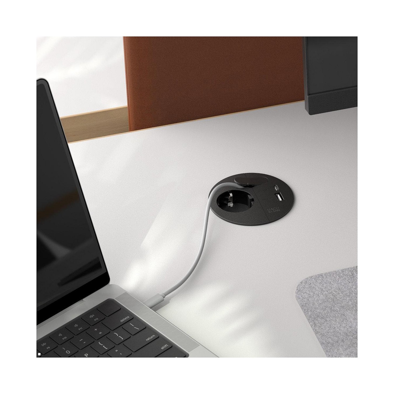 Buy BACHMANN LOOP IN CHARGE CEE7 3 USB-A C 22W, Zuleitung 2,0m H05VV-F3G1,5mm Durchfrg. in Cyprus, Nicosia, Limassol, Larnaka, P