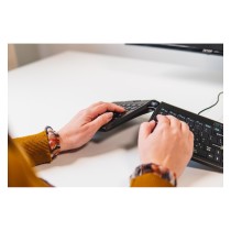 Buy BakkerElkhuizen Goldtouch Travel Go2 Tastatur (QWERTZ) ergonomisch in Cyprus, Nicosia, Limassol, Larnaka, Pafos