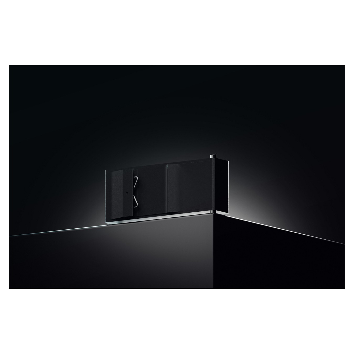 Buy Teltonika TSF000 Low-Profile POE+-Switch in Cyprus, Nicosia, Limassol, Larnaka, Pafos