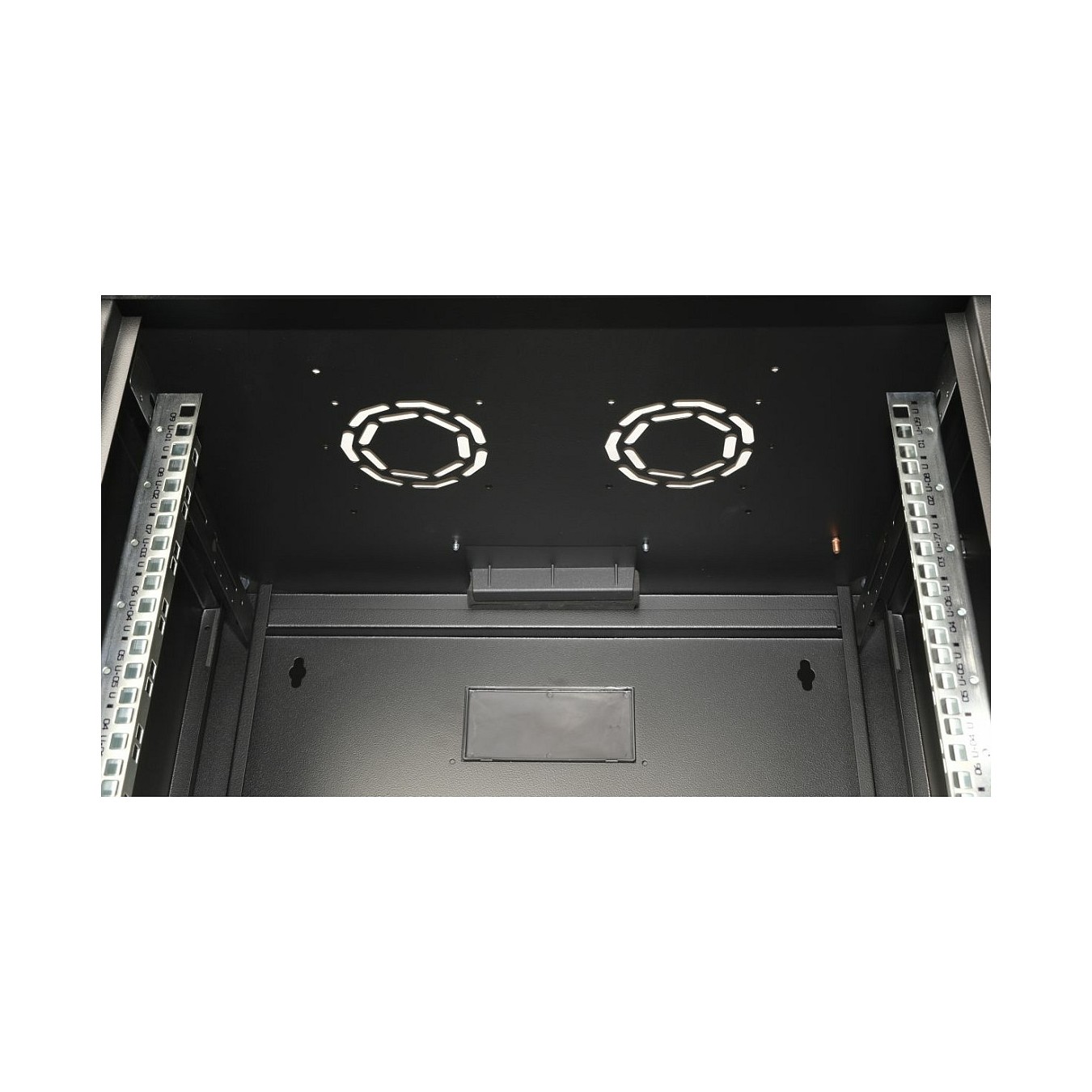 Buy 19' Netzwerkschrank Glastür PM 600x450mm 9HE schwarz in Cyprus, Nicosia, Limassol, Larnaka, Pafos