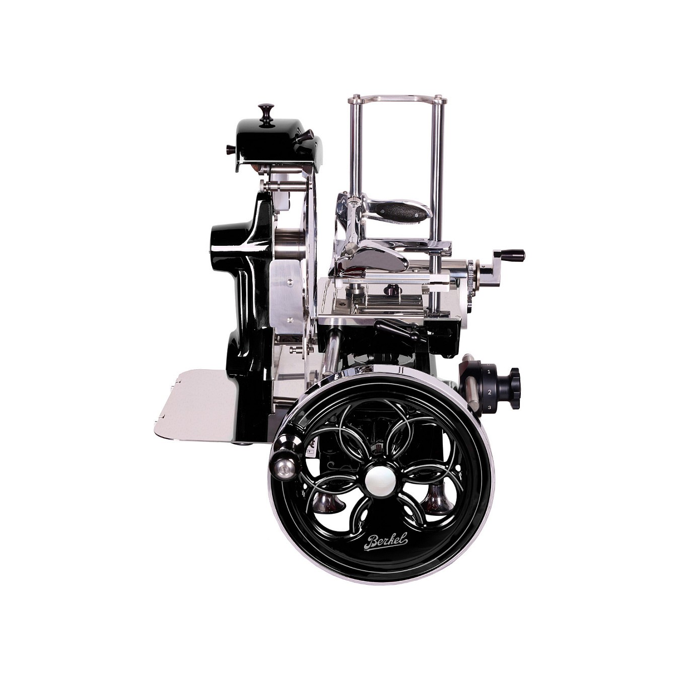 Buy Berkel Volano B2 schwarz fiorato Schwungrad-Aufschnittmaschine in Cyprus, Nicosia, Limassol, Larnaka, Pafos