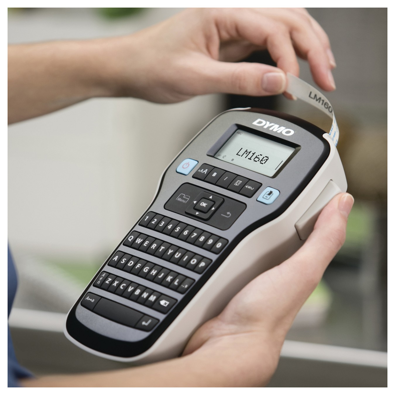 Buy DYMO LabelManager 160 Starter Set m. 3 D1-Bänder 12mm Qwertz in Cyprus, Nicosia, Limassol, Larnaka, Pafos