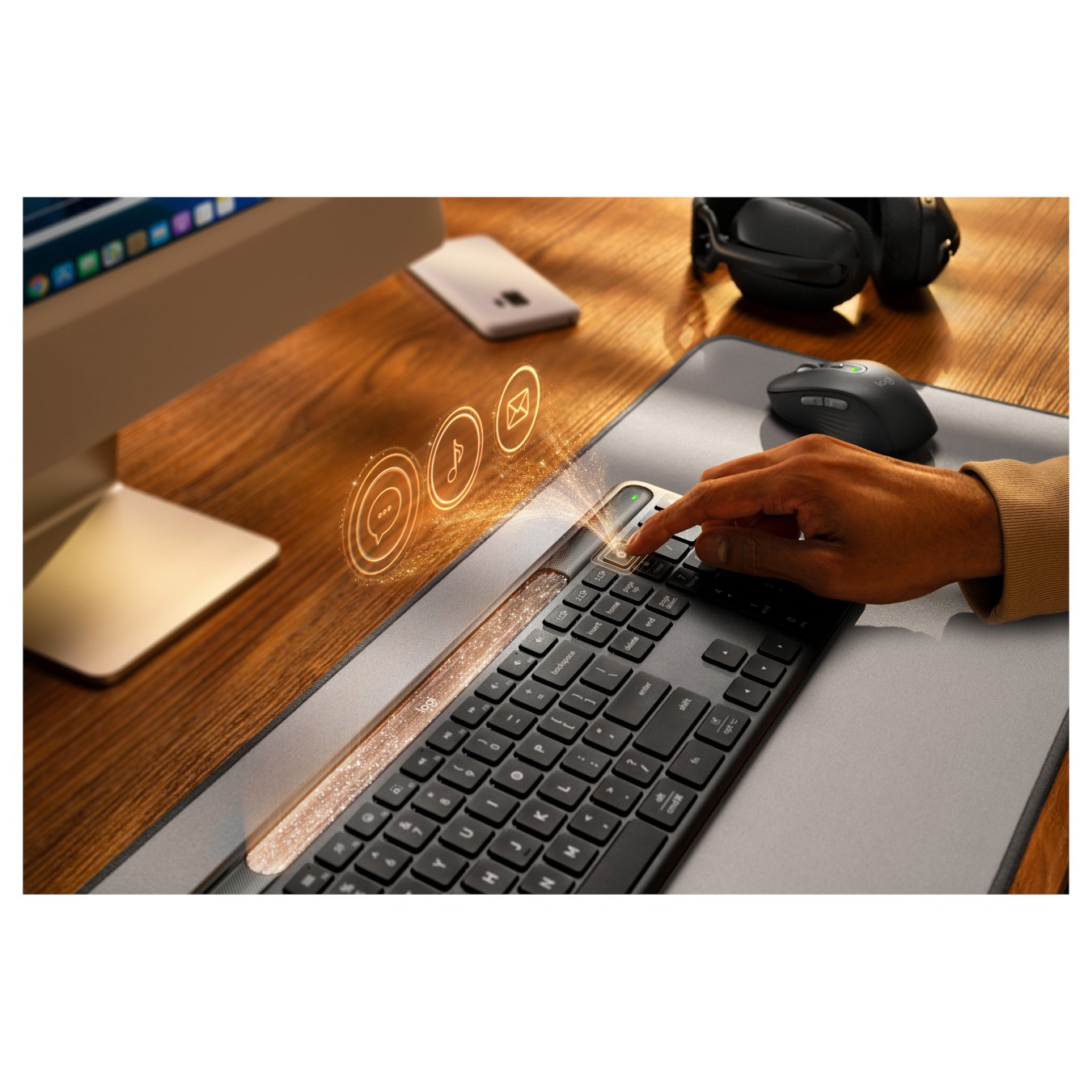 Buy Logitech SLIM SOLAR+ KEYBOARD in Cyprus, Nicosia, Limassol, Larnaka, Pafos