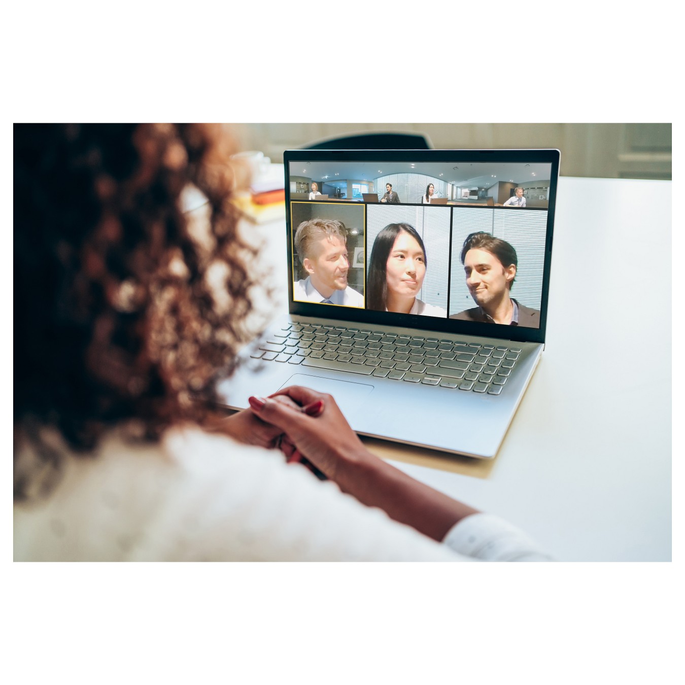 Buy Ricoh 360 Meeting Hub V2 3-in-1 Konferenz Kamera in Cyprus, Nicosia, Limassol, Larnaka, Pafos