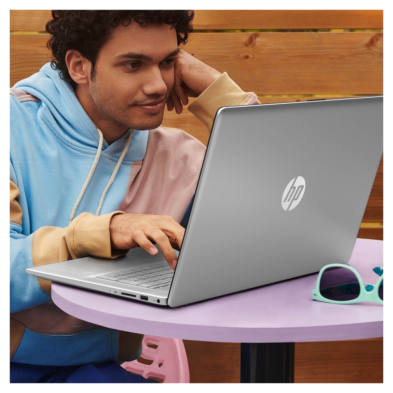 Buy HP 17-cn3175ng i7-1355U 16GB 512SSD W11 Home in Cyprus, Nicosia, Limassol, Larnaka, Pafos
