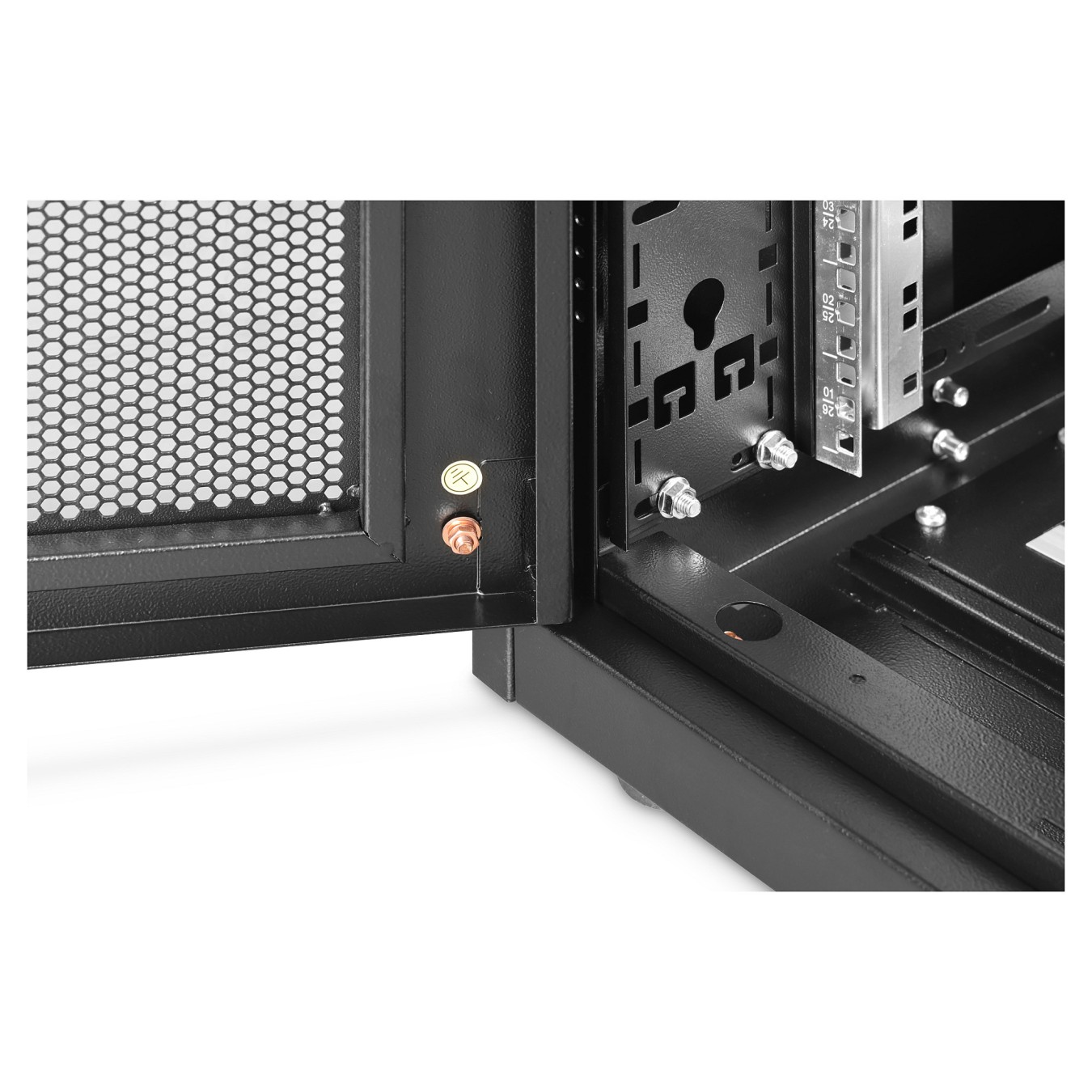 Buy 26HE Serverschrank Unique Server-N 1342x600x1000 Glast in Cyprus, Nicosia, Limassol, Larnaka, Pafos