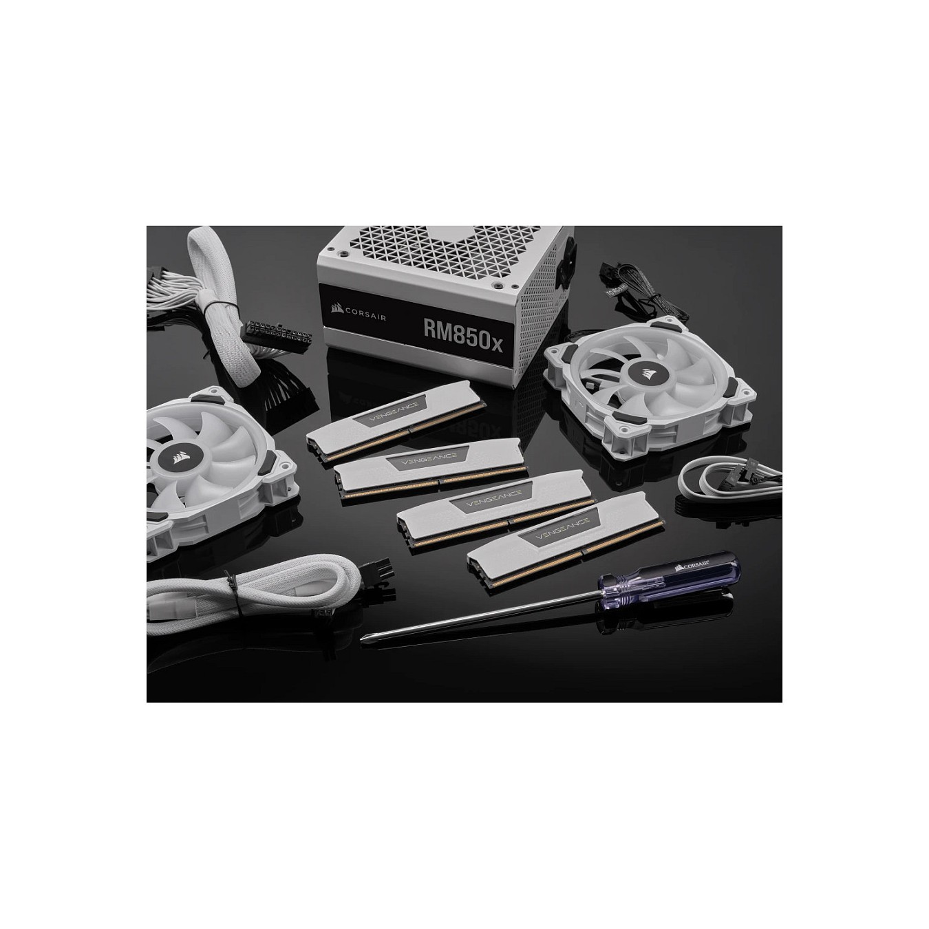 Buy 32GB Corsair Vengeance Kit 2 x 16 GB in Cyprus, Nicosia, Limassol, Larnaka, Pafos