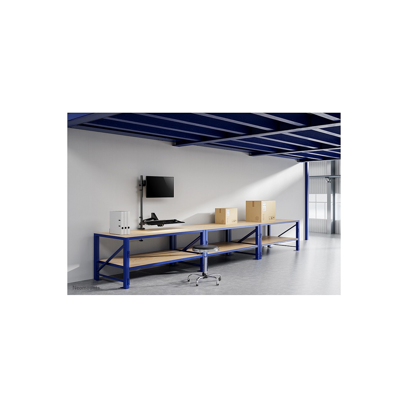 Buy Neomounts DS90-325BL1 höhenverstellbarer, tischmontierter Arbeitsplatz für 17-32' Bildschirme - Schwarz in Cyprus, Nicosia, 