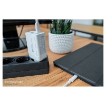 Buy GoodConnections Charger 65W 3-Port 2xUSB-C USB-A QC3.0 Weiß in Cyprus, Nicosia, Limassol, Larnaka, Pafos