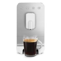 Buy SMEG Espressomaschine BCC11WHMEU weiß grau in Cyprus, Nicosia, Limassol, Larnaka, Pafos