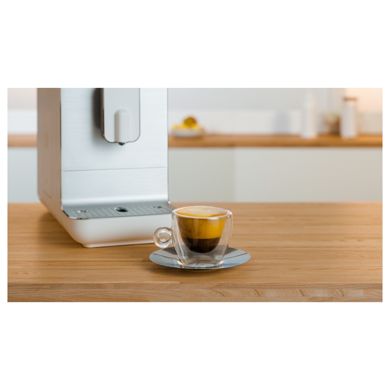 Buy SMEG Espressomaschine BCC11WHMEU weiß grau in Cyprus, Nicosia, Limassol, Larnaka, Pafos
