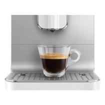 Buy SMEG Espressomaschine BCC11WHMEU weiß grau in Cyprus, Nicosia, Limassol, Larnaka, Pafos