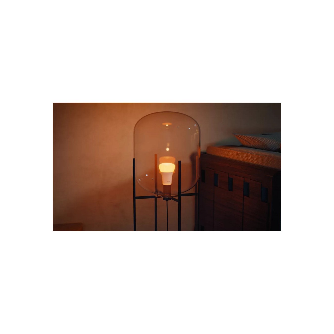 Buy Philips Hue WACA E27 4er 60W in Cyprus, Nicosia, Limassol, Larnaka, Pafos