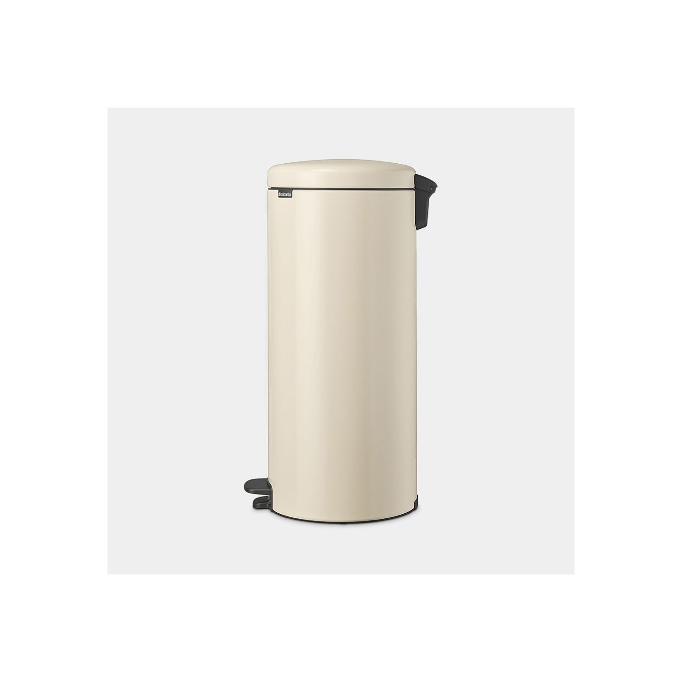 Buy Brabantia Treteimer Newicon 30 L Soft Beige in Cyprus, Nicosia, Limassol, Larnaka, Pafos