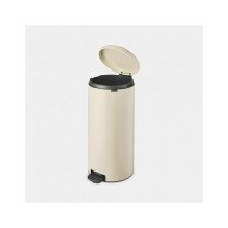 Buy Brabantia Treteimer Newicon 30 L Soft Beige in Cyprus, Nicosia, Limassol, Larnaka, Pafos