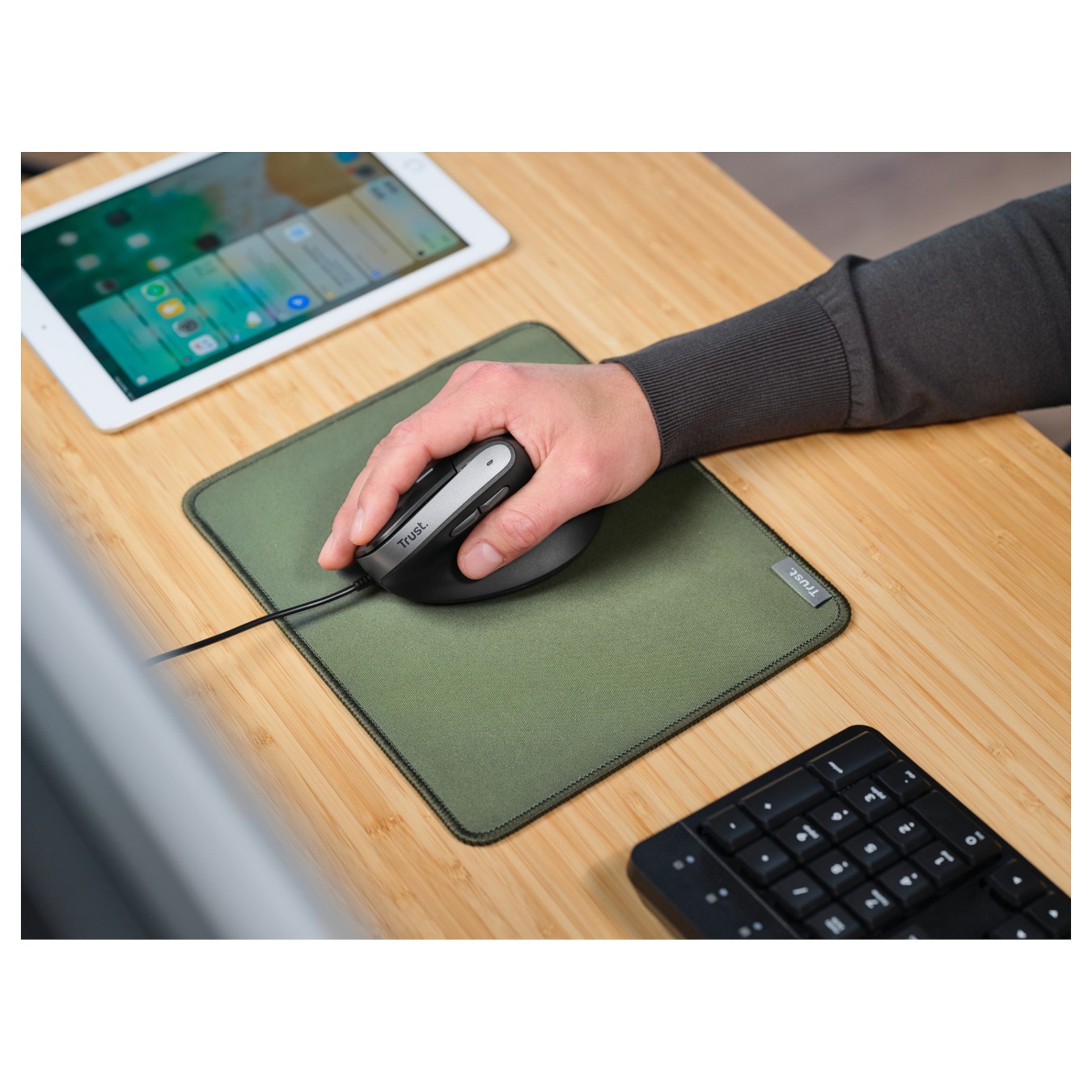 Buy Trust Bayo II Ergonomische Mouse Black in Cyprus, Nicosia, Limassol, Larnaka, Pafos