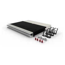 Buy Patchbox patchbox.one Kabeleinzugssystem 8RU STP (0.8 m) mit 24 Kassetten. Patchkabel Cat. 6a. U FTP. PoE. Kabel weiß in Cyp
