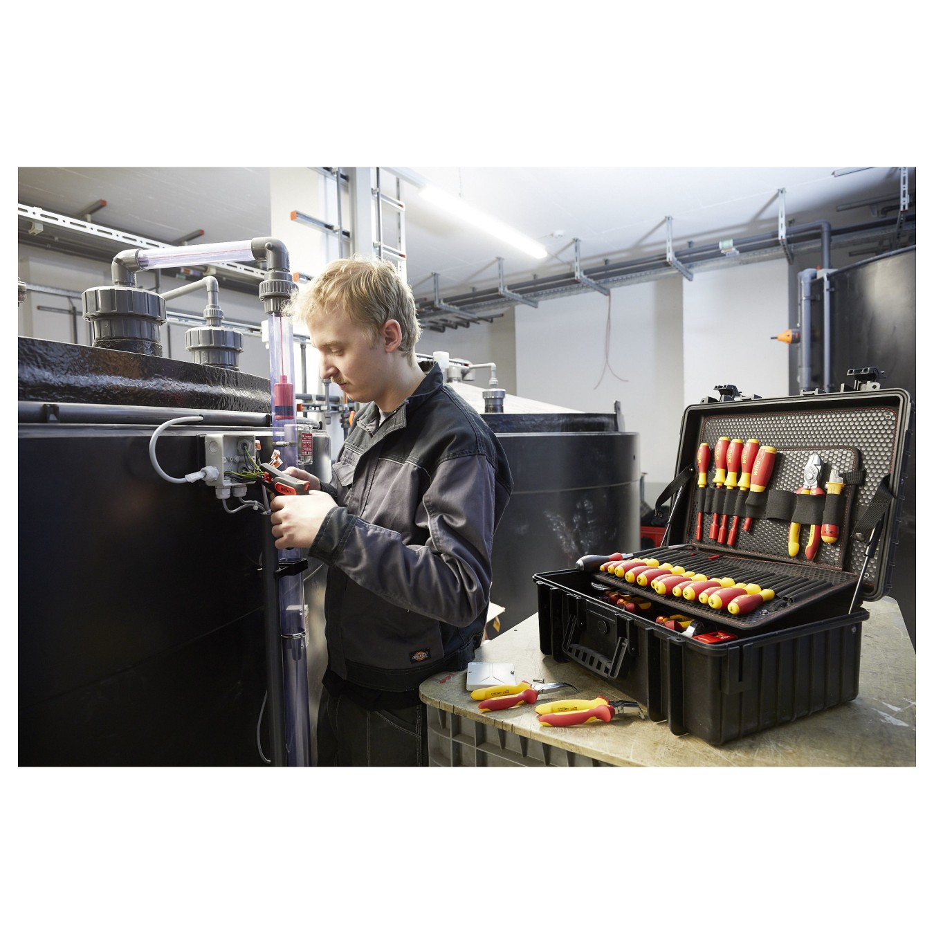 Buy Wiha 9300-702 Tool Set Competence XL in Cyprus, Nicosia, Limassol, Larnaka, Pafos