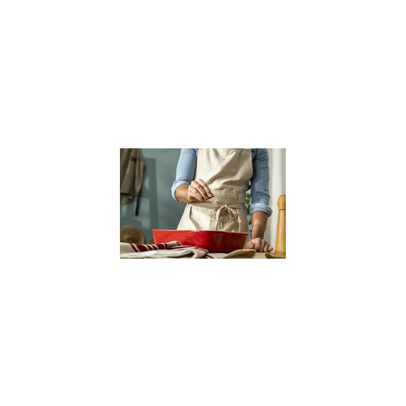Buy Staub Auflaufform Keramik. Kirsche. 34x24cm in Cyprus, Nicosia, Limassol, Larnaka, Pafos