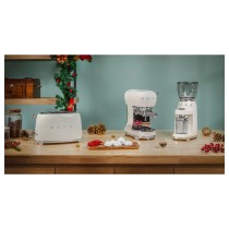 Buy SMEG Toaster 2-Schlitz kompakt 50s Style TSF01CREU, Creme, Hochglanz in Cyprus, Nicosia, Limassol, Larnaka, Pafos