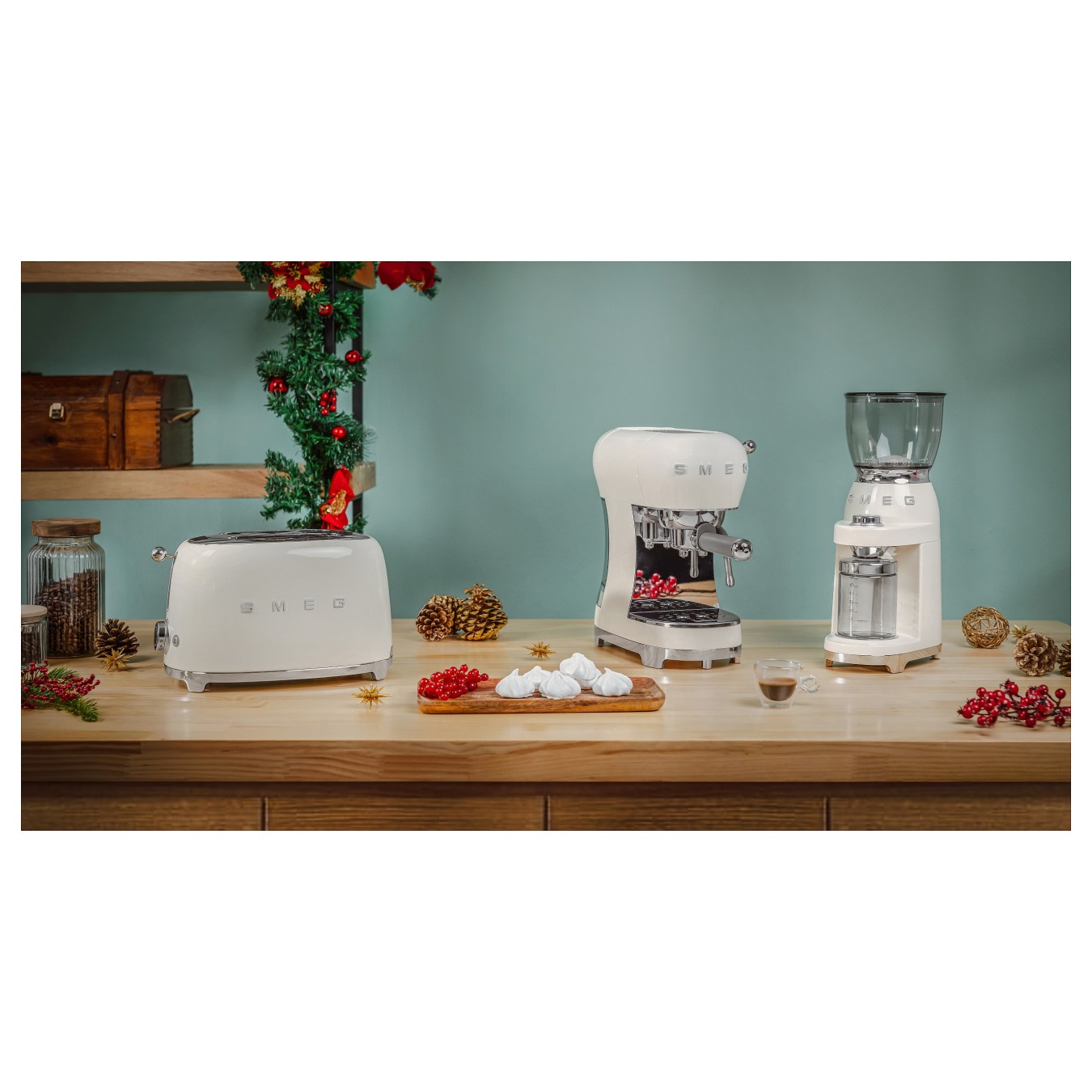 Buy SMEG Toaster 2-Schlitz kompakt 50s Style TSF01CREU, Creme, Hochglanz in Cyprus, Nicosia, Limassol, Larnaka, Pafos