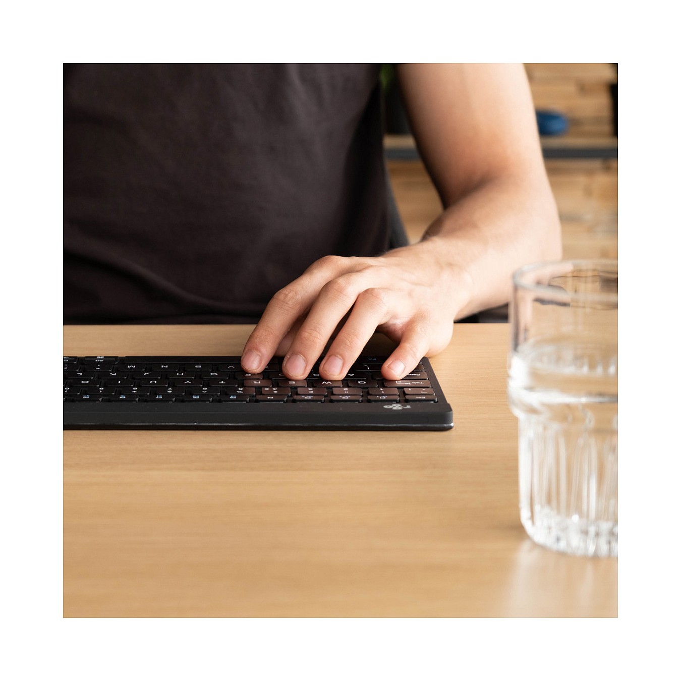 Buy R-GO COMPACT BREAK ERGONOMIC KEYBOARD QWERTZ(DE)BLUETOOTH B in Cyprus, Nicosia, Limassol, Larnaka, Pafos