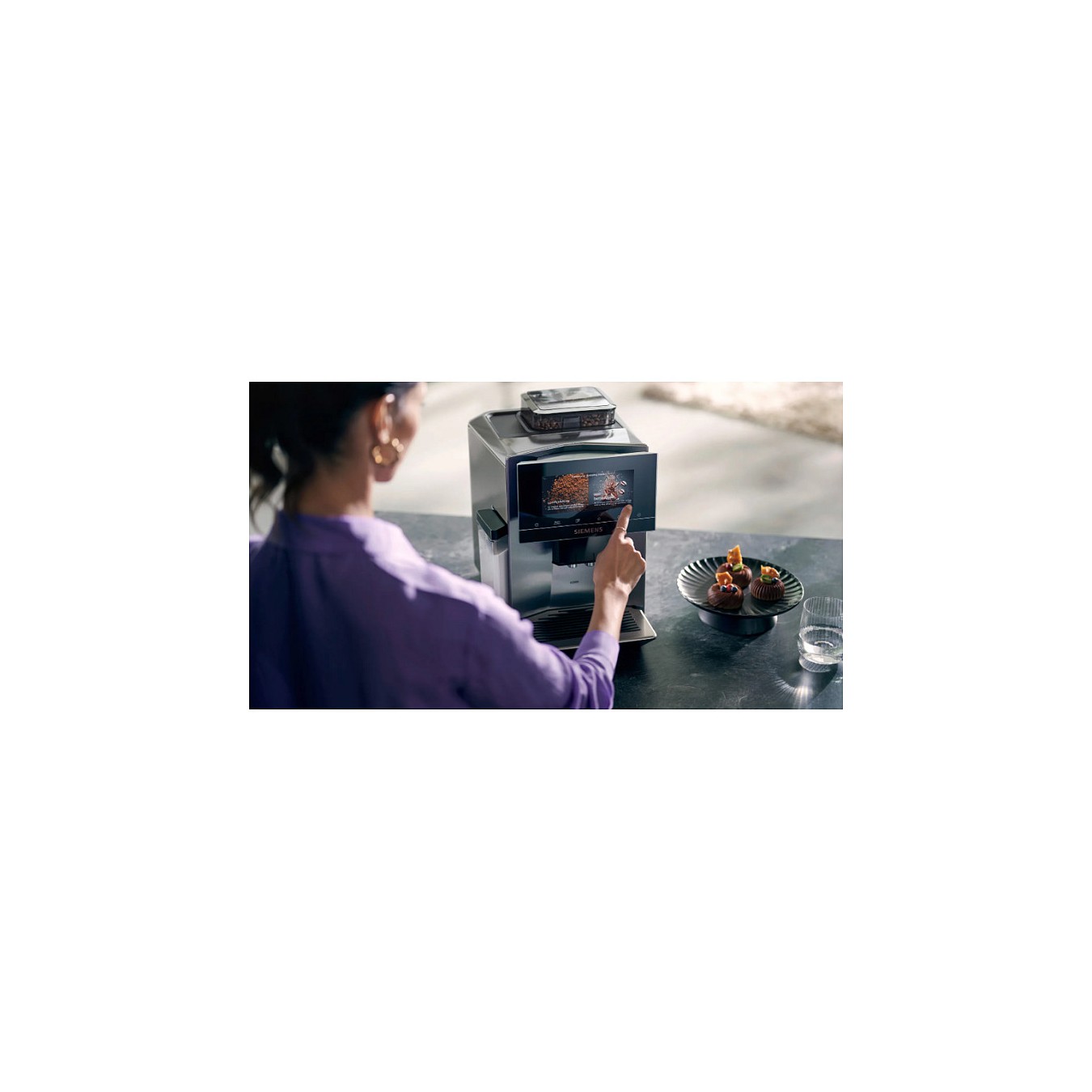 Buy Siemens TQ903R03 EQ900 (edelstahl schwarz, WLAN) Vollautomat in Cyprus, Nicosia, Limassol, Larnaka, Pafos