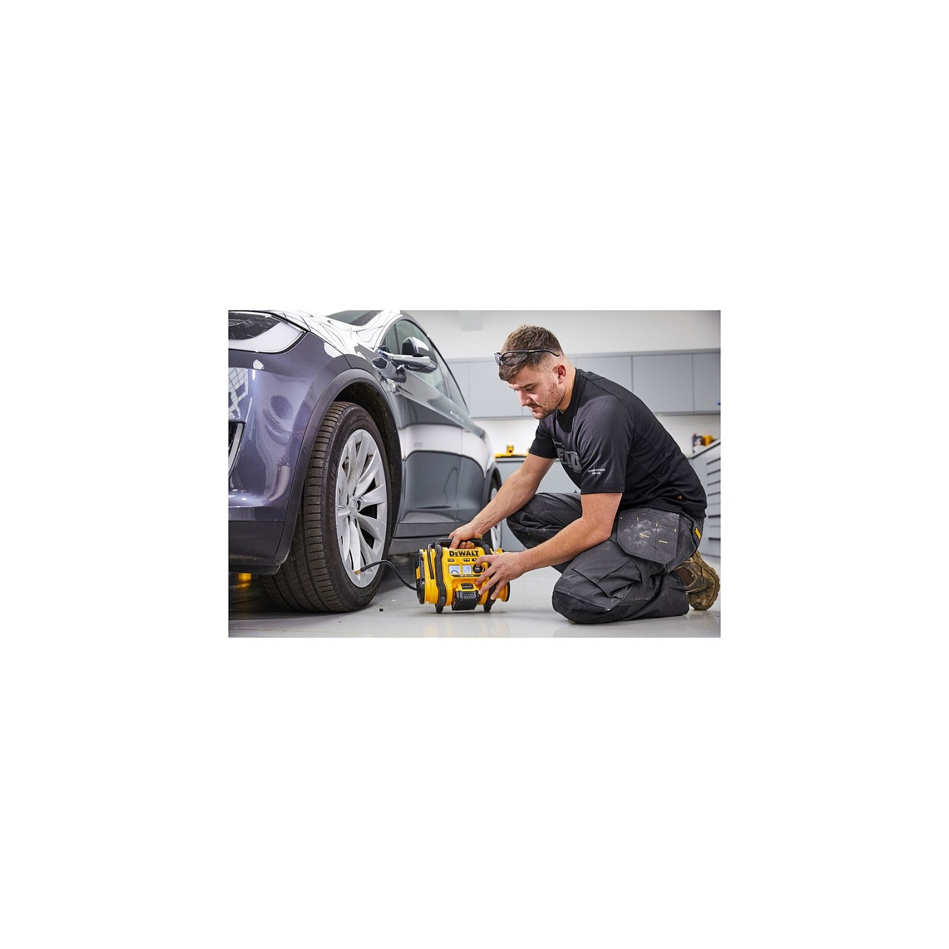 Buy DEWALT Akku-Kompakt-Kompressor in Cyprus, Nicosia, Limassol, Larnaka, Pafos